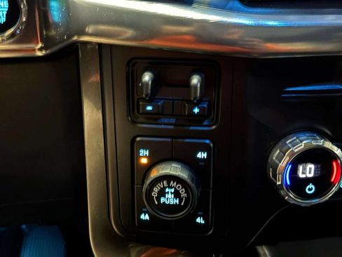 Used 2021 Ford F150 Lariat w/ Equipment Group 502A High AWD/4WD image 18