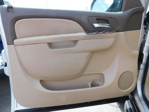 Used 2011 Chevrolet Tahoe LS image 10