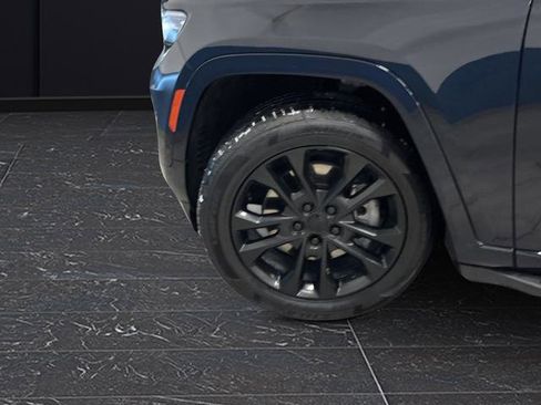 Used 2023 Jeep Grand Cherokee L Overland image 40