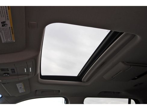Used 2018 Chevrolet Tahoe Premier image 28