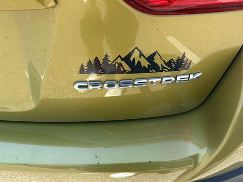 Used 2023 Subaru Crosstrek 2.0i Premium AWD/4WD image 12