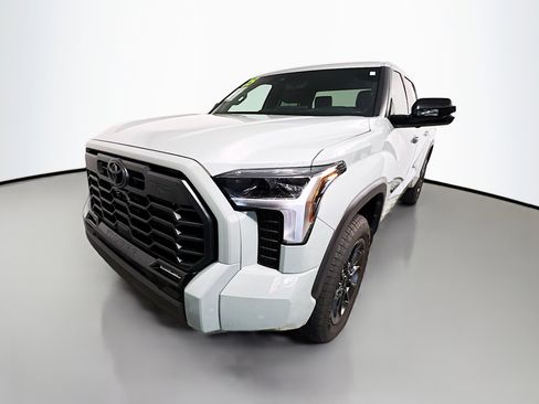 Used 2025 Toyota Tundra Limited w/ TRD Off-Road Package AWD/4WD image 10