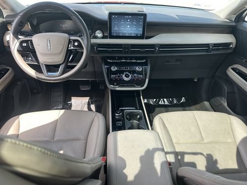 Certified 2022 Lincoln Corsair Reserve w/ Elements Package FWD image 17
