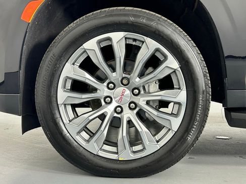 Used 2021 GMC Yukon XL Denali image 39