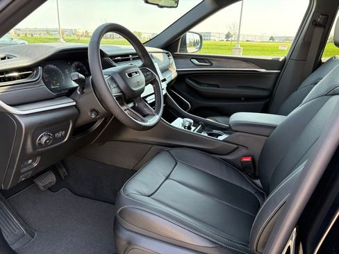 New 2026 Jeep Grand Cherokee Limited Reserve image 7