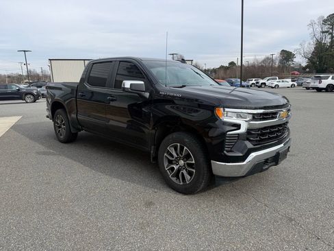 Used 2022 Chevrolet Silverado 1500 LT image 9
