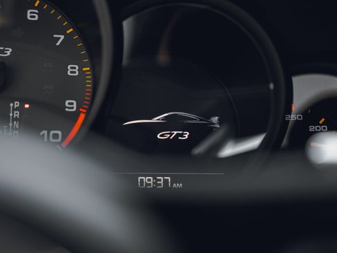 Used 2018 Porsche 911 GT3 RWD image 37