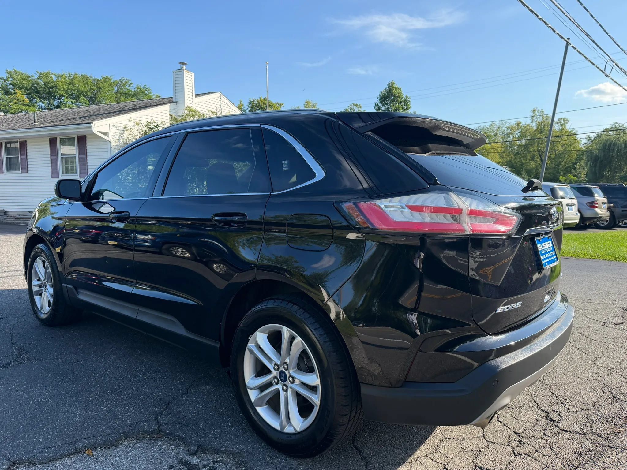 Used 2020 Ford Edge SEL w/ Convenience Package AWD/4WD image 6