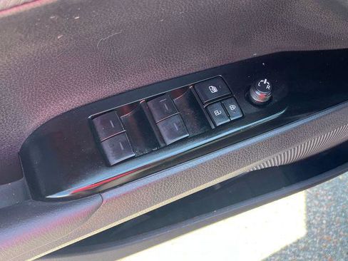 Certified 2025 Toyota Camry SE FWD image 13