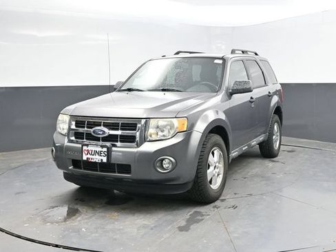 Used 2010 Ford Escape XLT FWD image 6