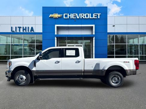 Used 2021 Ford F350 King Ranch w/ King Ranch Ultimate Package AWD/4WD image 5