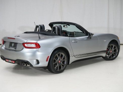 Used 2017 FIAT 124 Spider Abarth image 18