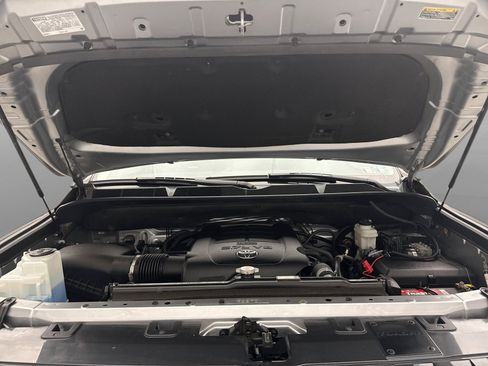 Used 2020 Toyota Tundra Platinum AWD/4WD image 26