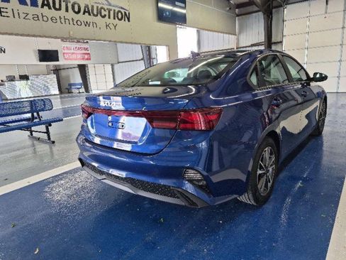 Used 2022 Kia Forte LXS FWD image 8
