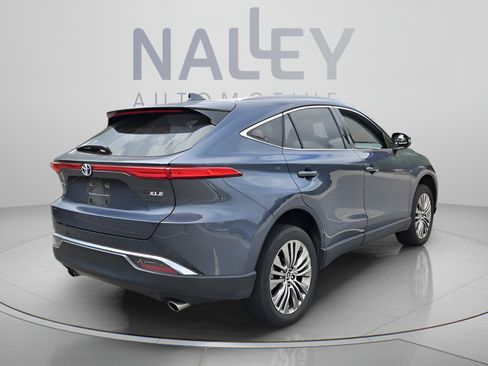 Used 2023 Toyota Venza XLE AWD/4WD image 5