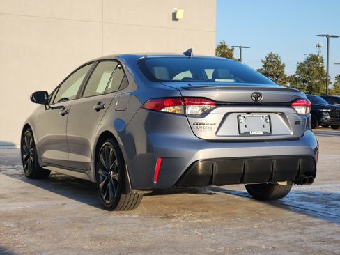 Used 2025 Toyota Corolla SE FWD image 6