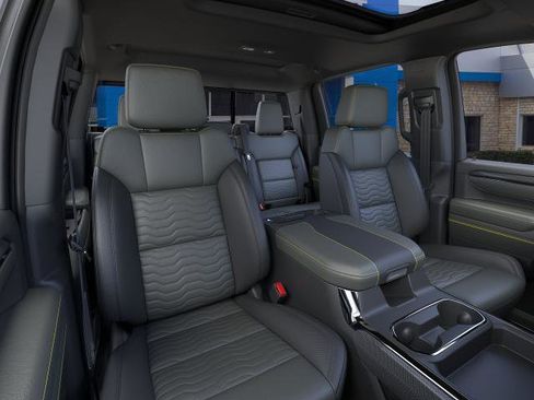 New 2026 Chevrolet Silverado 2500 ZR2 AWD/4WD image 41