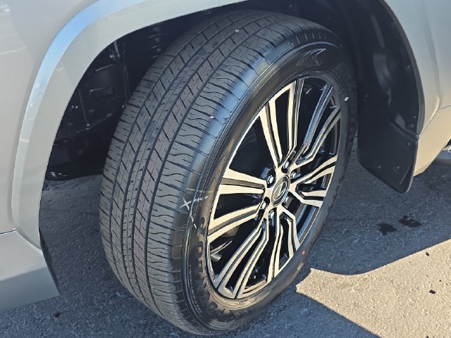 New 2026 Lexus LX 600 4WD w/ Luxury Package image 35