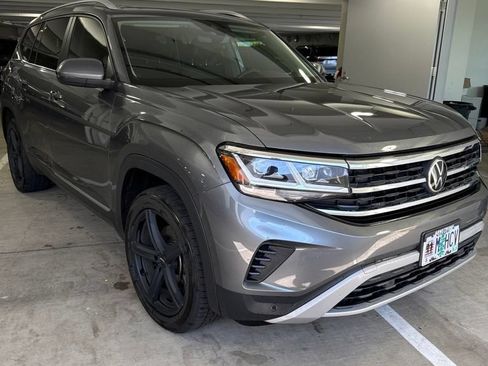 Used 2021 Volkswagen Atlas SEL AWD/4WD image 3