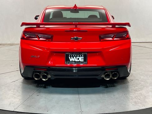 Used 2018 Chevrolet Camaro ZL1 RWD image 5