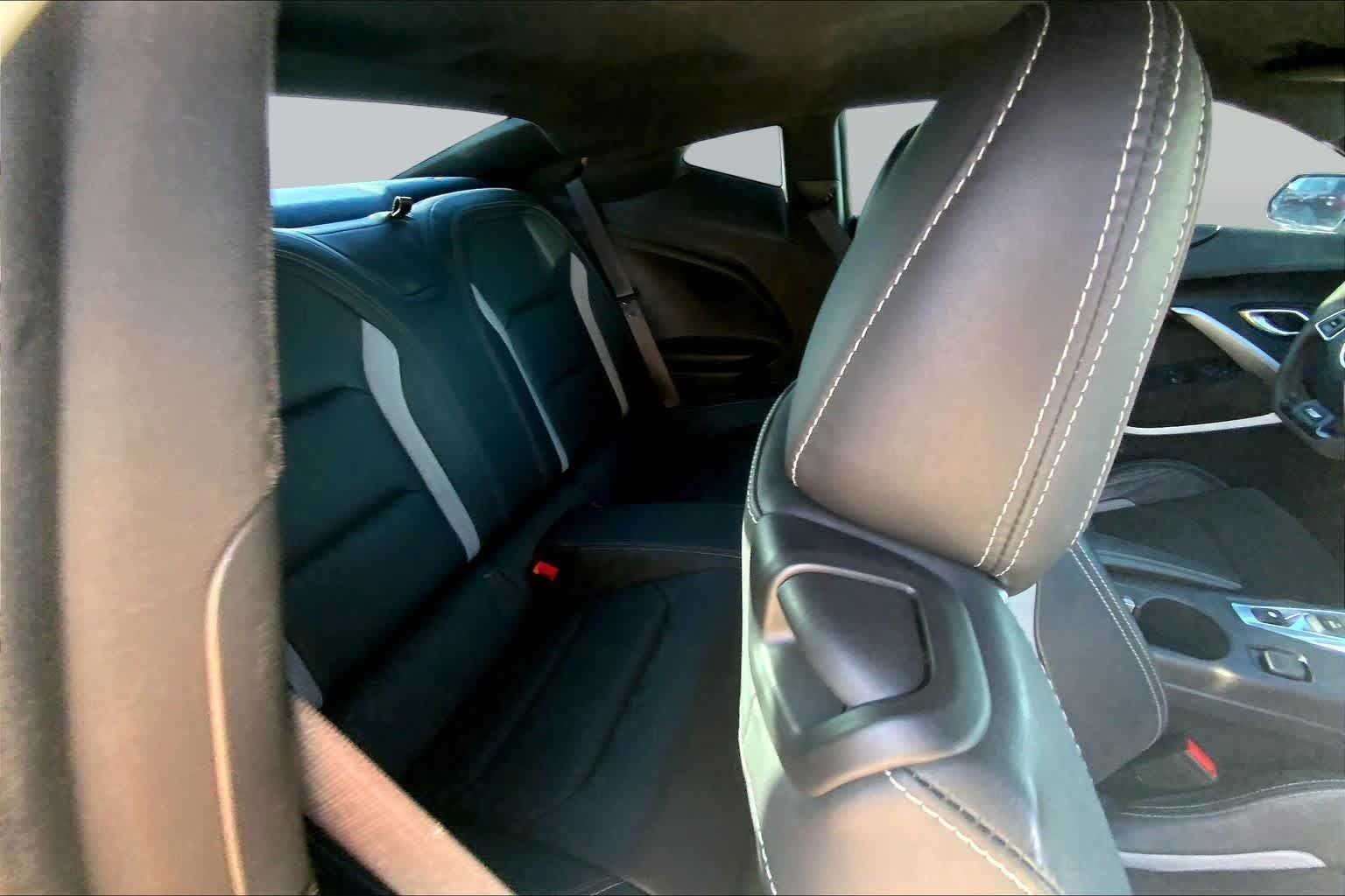 Used 2018 Chevrolet Camaro SS RWD image 19