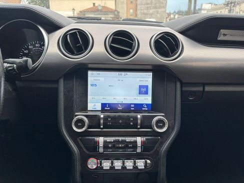 Used 2019 Ford Mustang GT w/ Equipment Group 301A RWD image 15