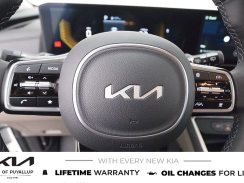 New 2026 Kia Carnival LXS image 26