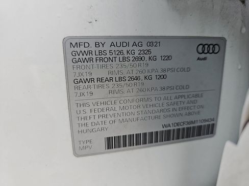 Used 2021 Audi Q3 2.0T Premium w/ Convenience Package AWD/4WD image 30