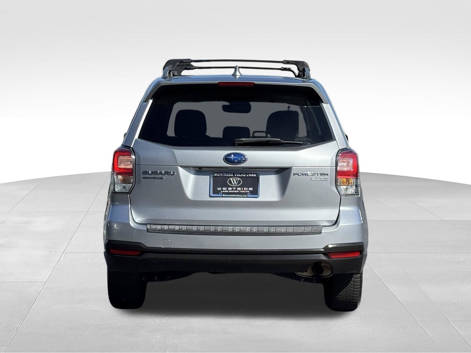 Used 2017 Subaru Forester 2.5i Premium w/ All-Weather Package AWD/4WD image 6