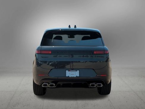 New 2025 Land Rover Range Rover Sport Dynamic SE image 5
