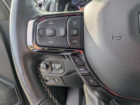 Used 2025 RAM 1500 Limited image 18