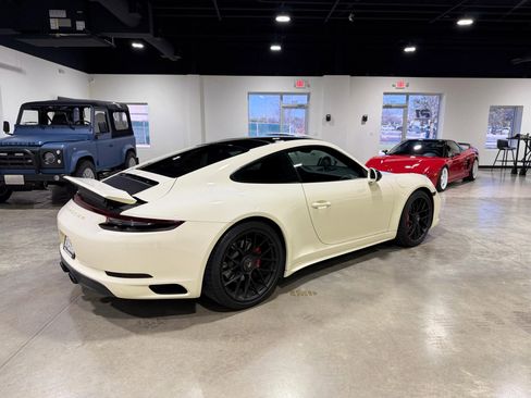 Used 2019 Porsche 911 Carrera 4 GTS image 12