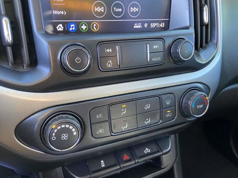 Used 2022 Chevrolet Colorado LT image 15
