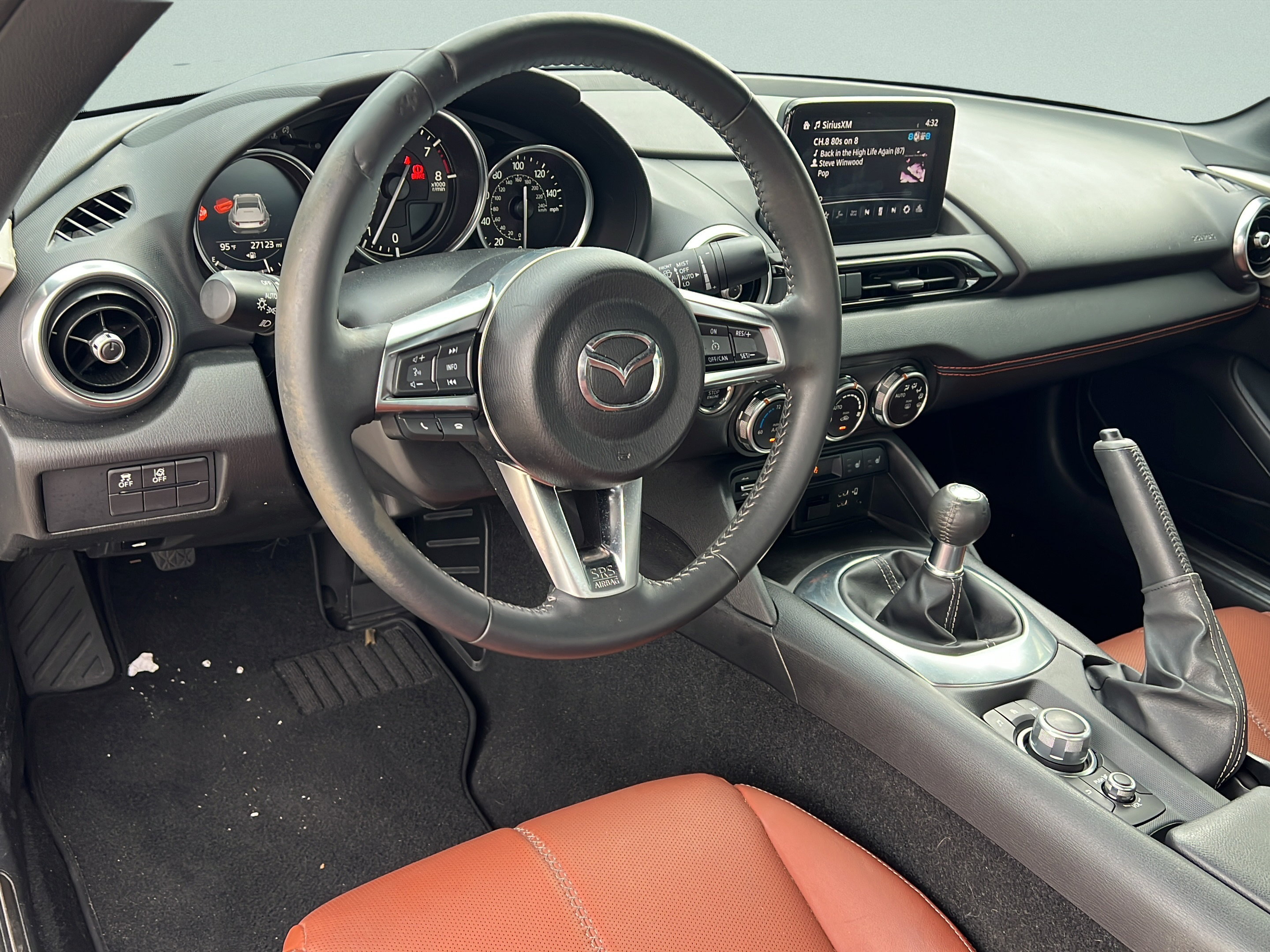 Used 2022 MAZDA MX-5 Miata RF Grand Touring w/ Weather Package RWD image 11