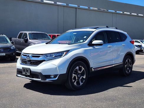 Used 2018 Honda CR-V Touring image 3