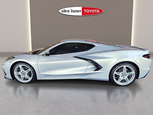 Used 2024 Chevrolet Corvette Stingray Coupe w/ 1LT RWD image 17