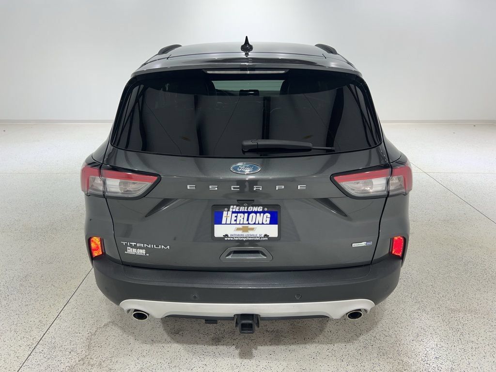 Used 2020 Ford Escape Titanium AWD/4WD image 4