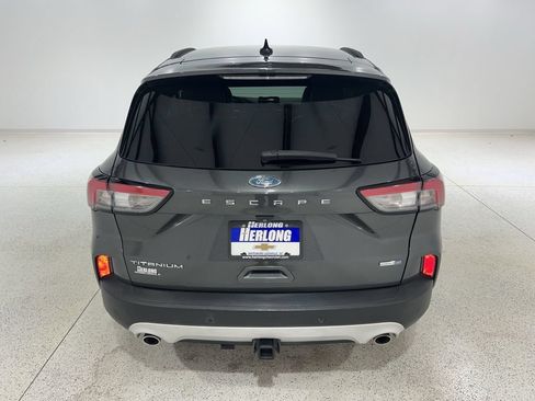 Used 2020 Ford Escape Titanium AWD/4WD image 4