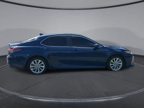 Used 2023 Toyota Camry LE FWD image 9