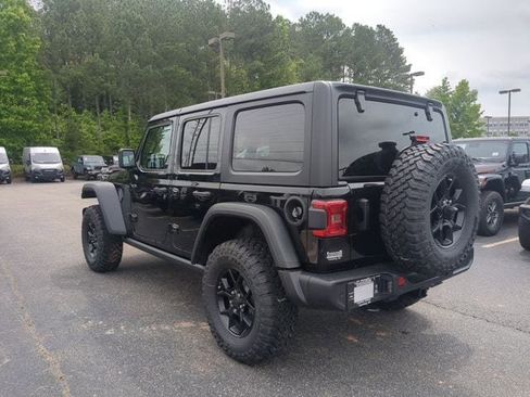 New 2025 Jeep Wrangler Unlimited Sport image 4