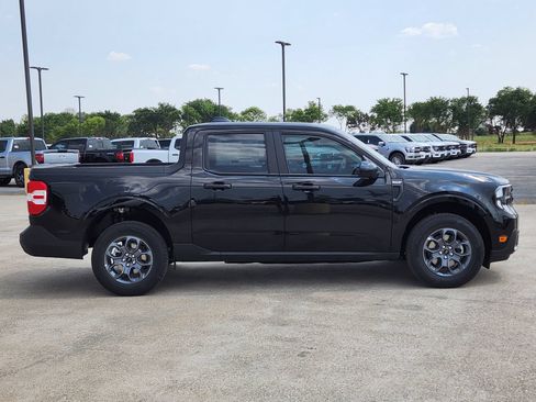 New 2026 Ford Maverick XLT w/ XLT Luxury Package FWD image 7