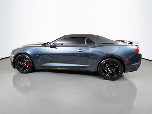 Used 2022 Chevrolet Camaro LT w/ Technology Package image 9