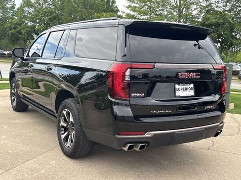 Used 2025 GMC Yukon XL AT4 Ultimate AWD/4WD image 10