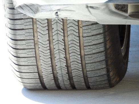 Used 2024 BMW 740i RWD image 30