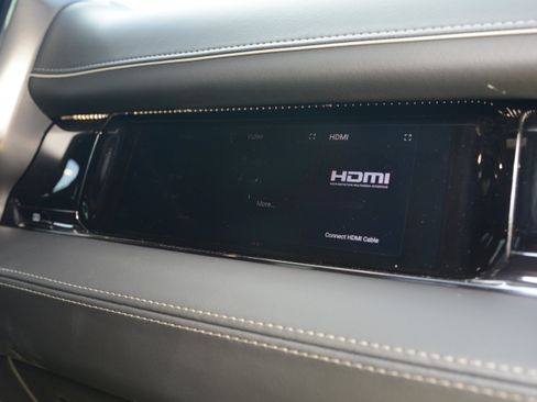 Used 2025 RAM 2500 Limited AWD/4WD image 30