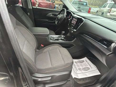 Used 2020 Chevrolet Traverse LS image 24
