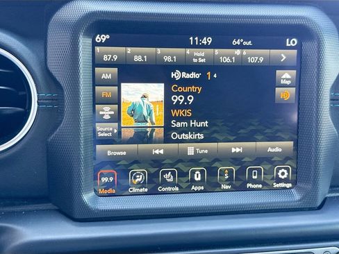 Used 2021 Jeep Wrangler Unlimited Rubicon 4xe w/ Steel Bumper Group image 14