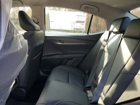 New 2026 Toyota Camry XLE image 11