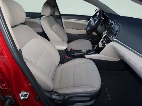Used 2019 Hyundai Elantra Value Edition FWD image 12