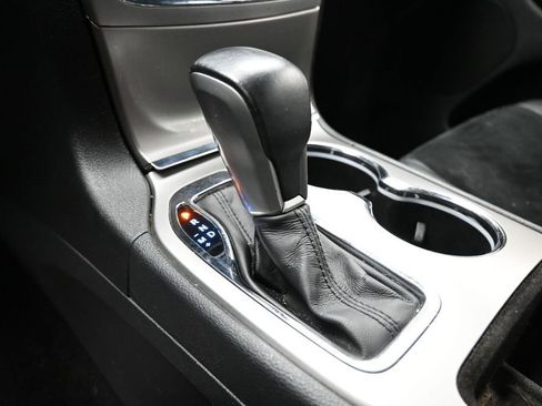 Used 2018 Jeep Grand Cherokee Altitude AWD/4WD image 23